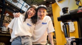 Beatriz og Daniel fra Swerl Coffee Roasters smiler mot kameraet